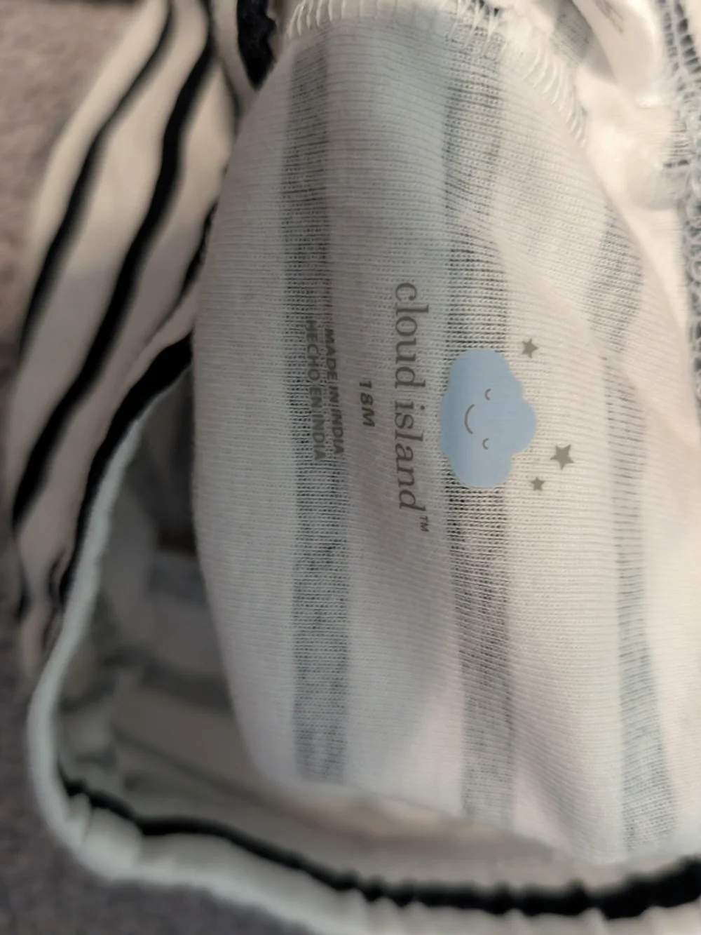 cloud island White and Black Patterned Long-Sleeve Onesie And Two Leggings 18m